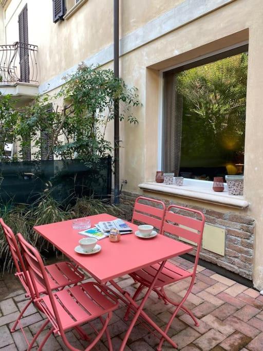 Maggie'S Place Appartment With Private Backyard Rawenna Zewnętrze zdjęcie